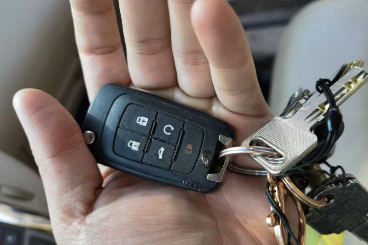 Used Buick LaCrosse 2009 2.4L Luxury Edition Vehicle Key