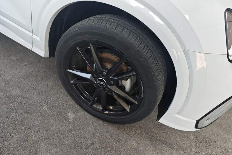 Used Audi Q2L 2022 35 TFSI Progressive Dynamic Edition Right Front Wheel Hub