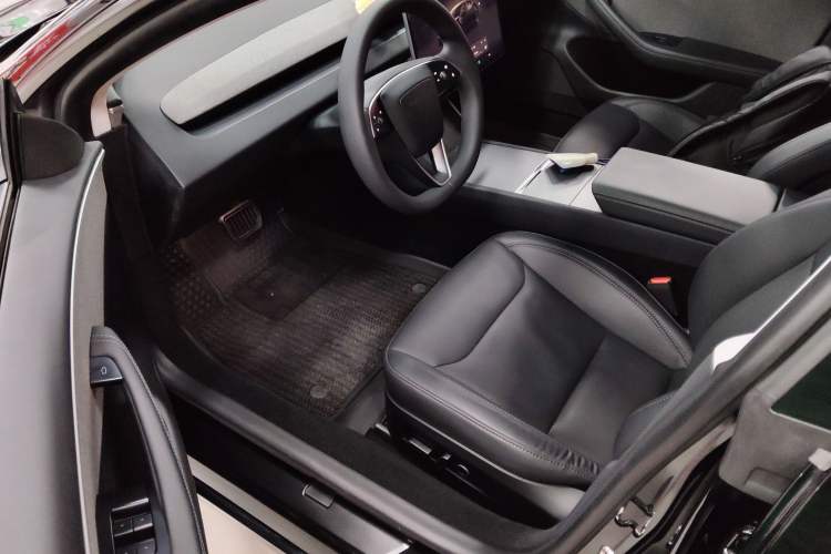 Used Tesla Model 3 2023 Rear-Wheel-Drive Version