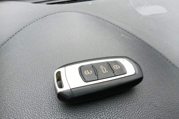 Used Geely Auto Emgrand GL 2017 1.3T Manual Elite Model Vehicle Key