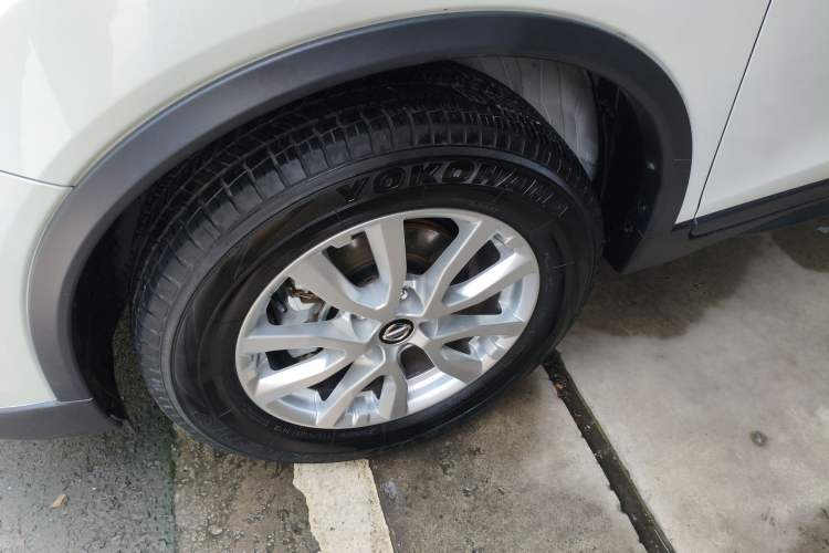 Used Nissan X-Trail 2022 2.0L Two-Wheel Drive Smart Connect Premium Edition Left Front Wheel Hub