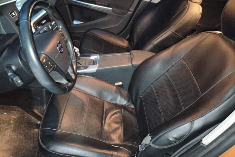 Used Volvo S60 2013 T5 Smart Edition