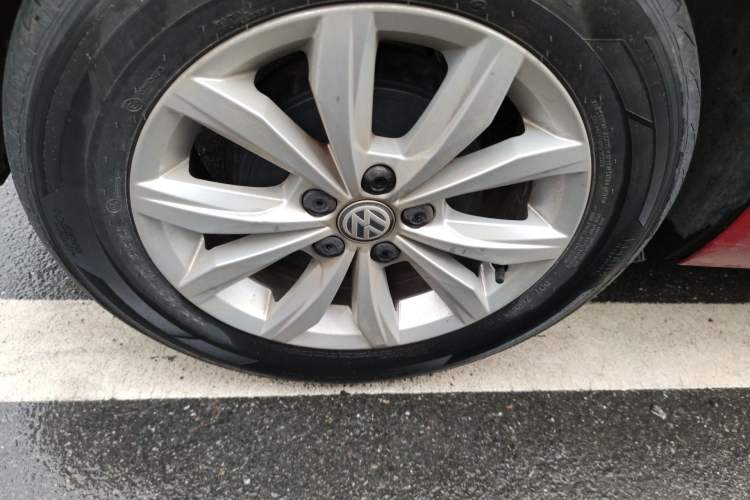 Used Volkswagen Polo 2019 Plus 1.5L Automatic Colorful Technology Edition Right Rear Wheel Hub