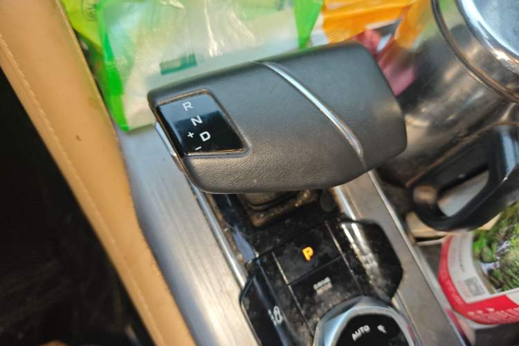 Used CHANGAN Lantop 2023 2.0T Automatic 4x4 Gasoline Flagship Standard Cab