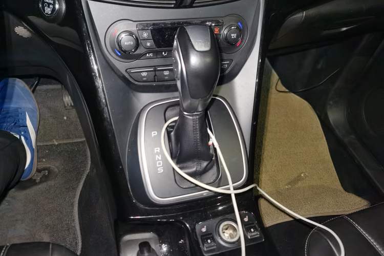 Used Ford Kuga 2013 2.0L GTDi Four-Wheel-Drive Sport Model