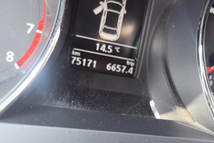 Used Volkswagen Sagitar 2018 280TSI DSG Ignite Edition Odometer Close Up