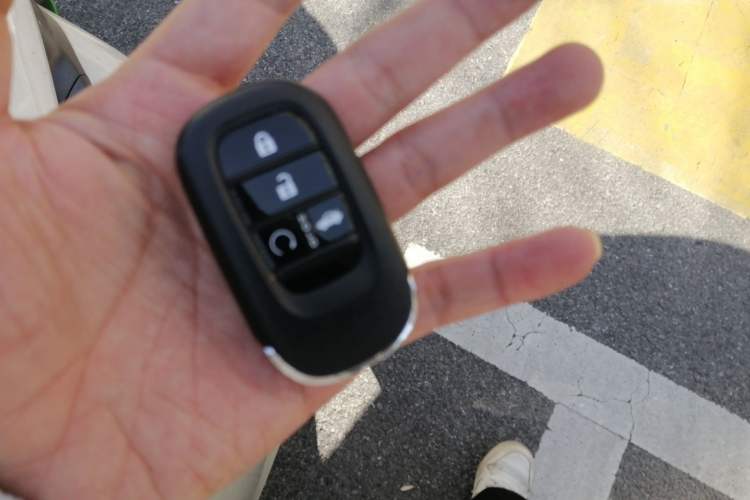 Used Honda Civic 2023 240TURBO CVT Dynamic Control · C-Position Guest Special Edition Vehicle Key