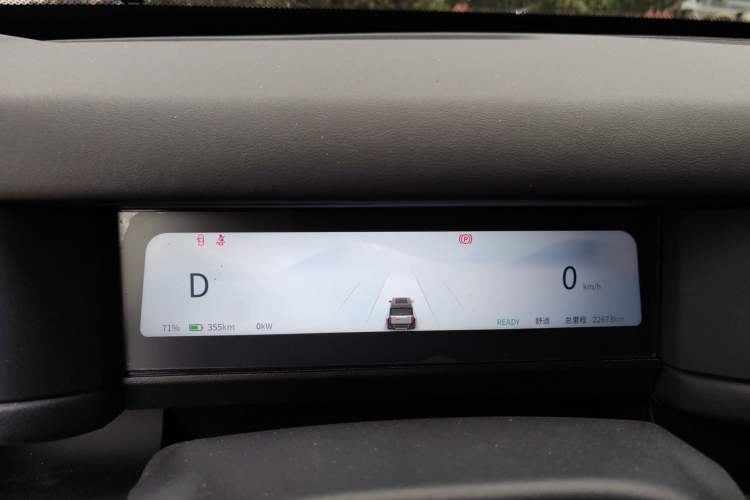 Used iCAR 03T 2024 501km Four-wheel Drive Long-Range Version