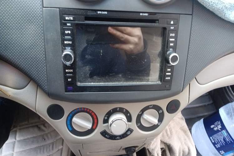 Used Chevrolet Lova 2010 1.4 MT Fengdu Version