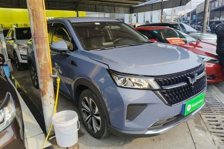 Used Wuling Asta 2022 2.0L DHT Electric Power Version
