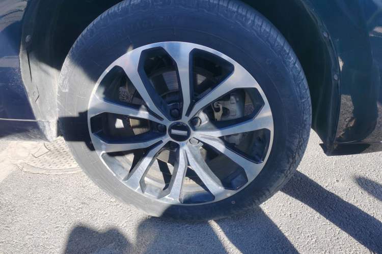 Used Wey VV7 2020 2.0T Ultra-Luxury Version Right Front Wheel Hub