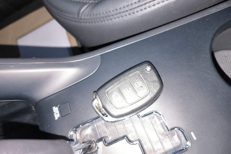 Used Hyundai ix35 2013 2.0L Automatic 2WD Comfort GL China IV Standard
