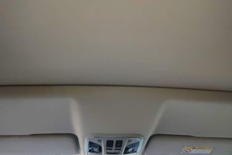 Used Wey VV5 2017 2.0T Ultra-Luxury Version
