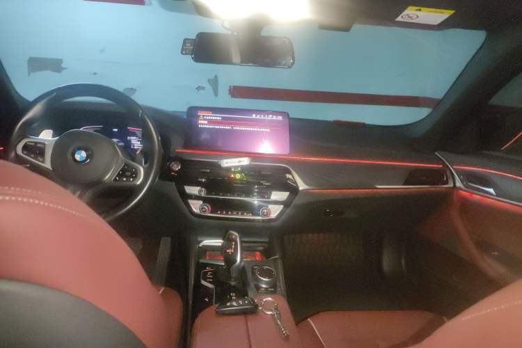 Used BMW 5 Series 2021 530Li Leading Model M Sport Package