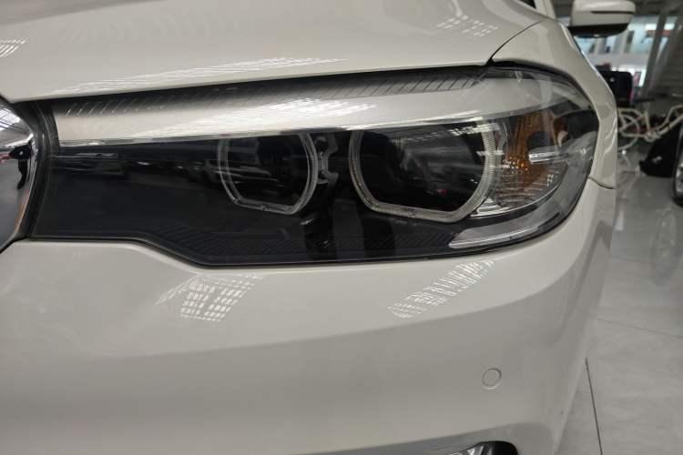 Used BMW 5 Series 2020 525Li Luxury Package