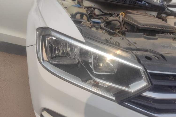 Used Volkswagen Bora 2016 1.6L Automatic Fashion Model