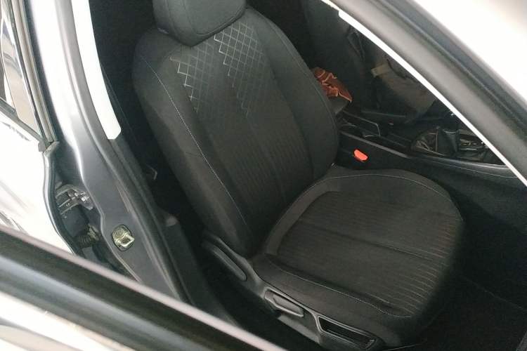 Used Peugeot 308 2018 1.6L Manual Fashion Edition Right Front Seat