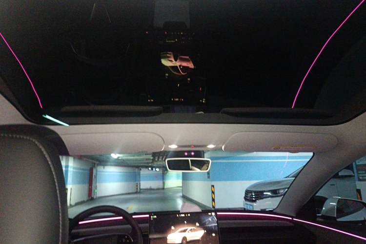 Used Tesla Model 3 2025 Rear-Wheel-Drive Version
