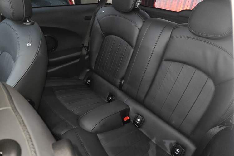 Used MINI MINI 2022 1.5T COOPER Artist
