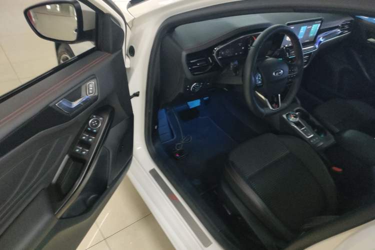 Used Ford Focus 2021 Sedan EcoBoost 180 Automatic ST Line