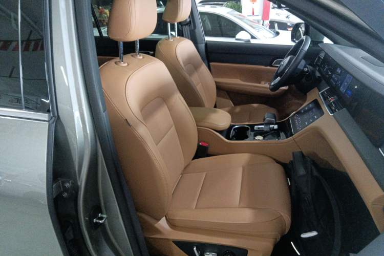 Used Li Auto ONE 2021 Extended-Range 6-Seater Version Right Front Seat