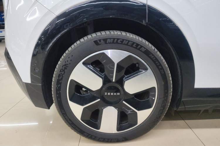 Used Zeekr MIX 2025 Intelligent Driving Version
