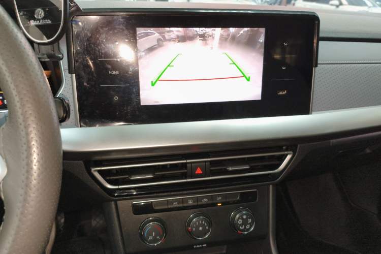 Used Volkswagen Lavida 2023 300TSI DSG Full-Comfort Edition