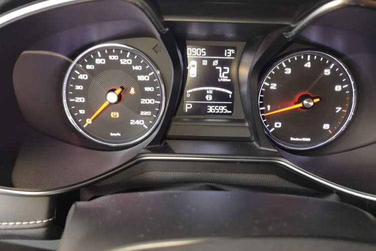 Used MG 6 2017 20T Automatic Luxury Smart Connect Version China V Standard
