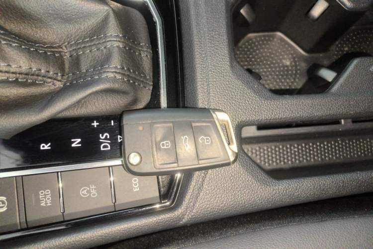 Used Volkswagen Lavida 2023 300TSI DSG Starry Sky Elite Edition