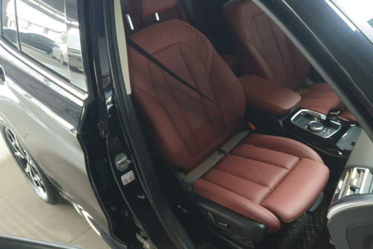 Used BMW X3 2023 xDrive25i M Sport Package