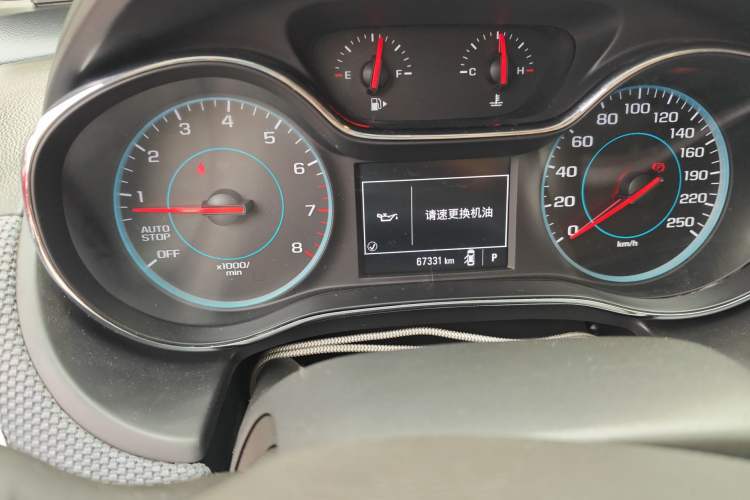 Used Chevrolet Cruze 2017 1.5L Automatic Pioneer Sunroof Edition
