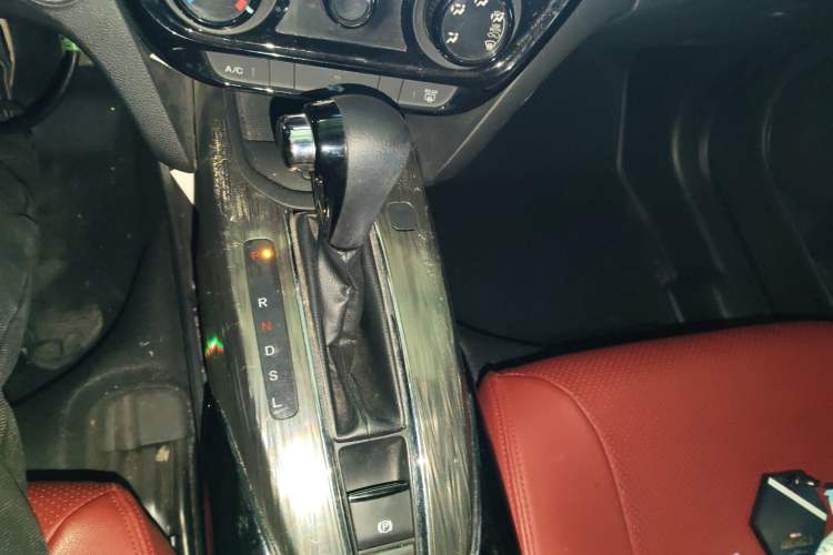 Used Honda XR-V 2017 1.8L EXi CVT Comfort Version
