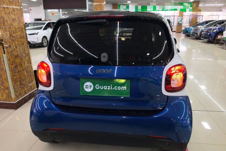 Used smart fortwo 2019 0.9T 66kW Hardtop Wind Power Edition China VI Rear