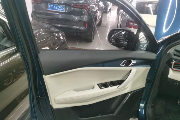 Used Lynk & Co 06 2020 1.5T YAO Halo