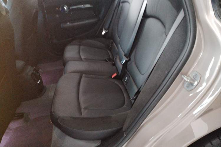 Used MINI Clubman 2023 Refresh 1.5T COOPER Connoisseur