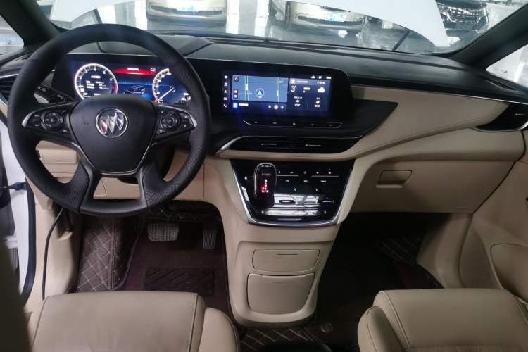 Used Buick GL8 2022 ES Land Cruiser 653T Luxury Model
