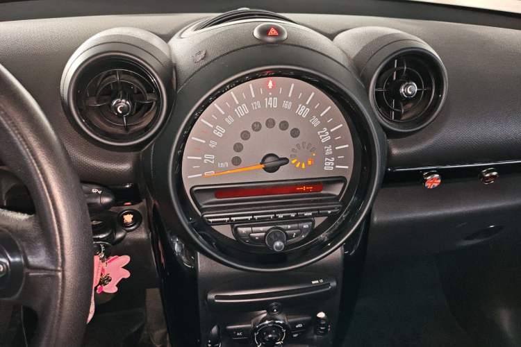 Used MINI Countryman 2014 1.6L COOPER Fun
