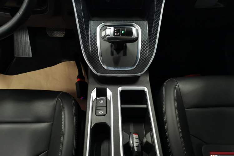 Used Haval M6 2021 PLUS 1.5T DCT Luxury Smart Connectivity Model