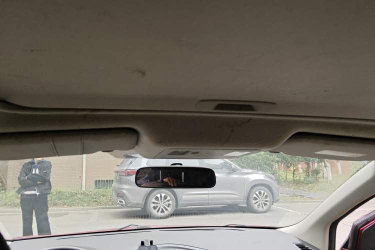 Used Nissan Tiida 2011 1.6L CVT Smart Version Headliner