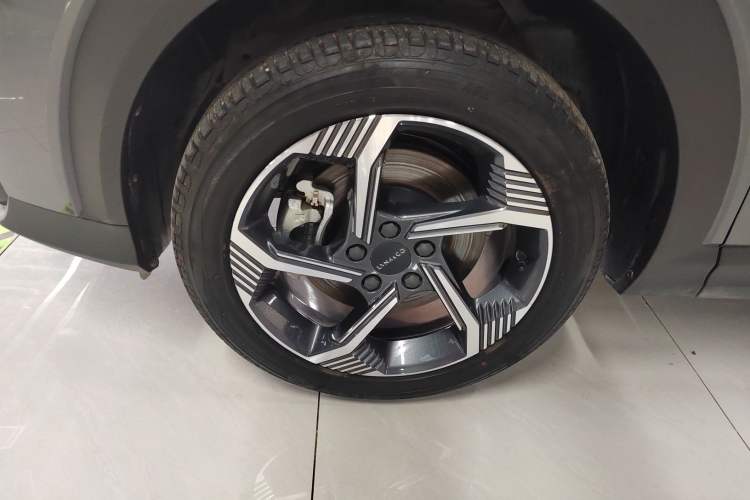 Used Lynk & Co 06 2023 Remix 1.5T JinPro Left Front Wheel Hub