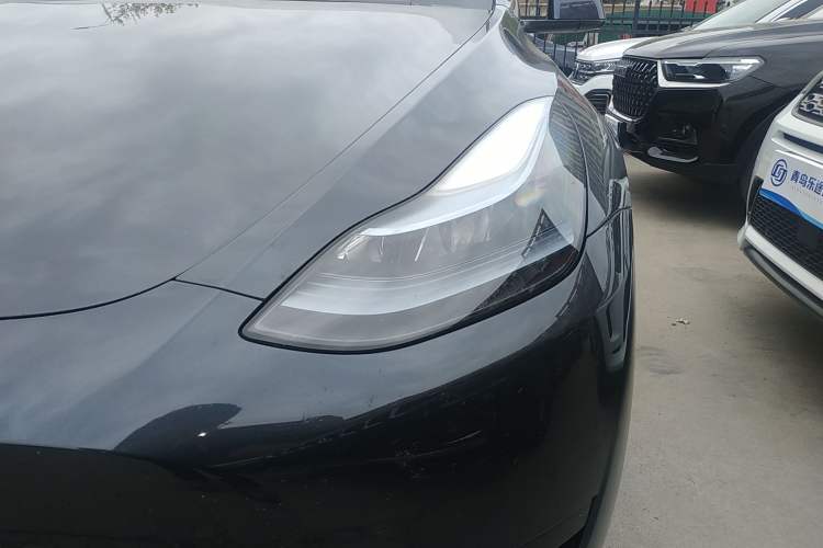 Used Tesla Model Y 2024 Rear-Wheel-Drive Version
