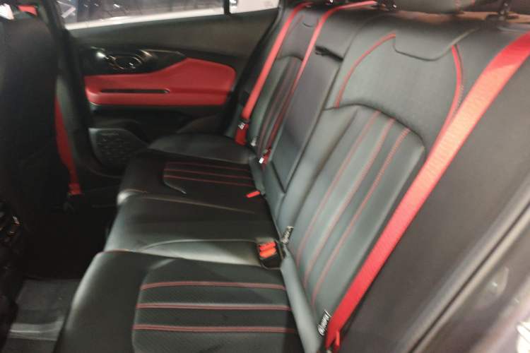 Used GAC Trumpchi EMPOW 2021 270T DCT J16 Version Left Rear Seat