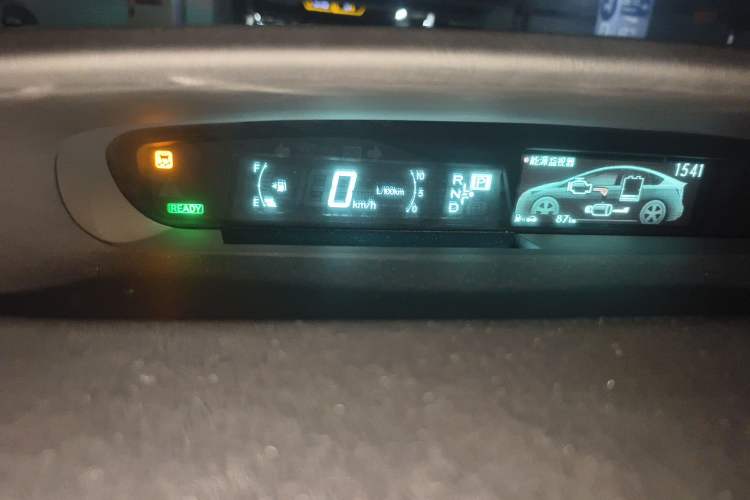 Used Toyota Prius 2012 1.8L Luxury Advanced Edition