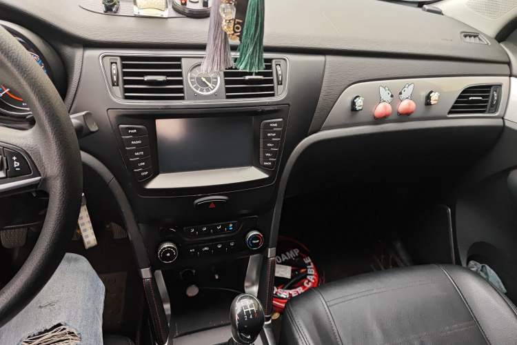 Used BAIC Senova X55 2016 1.5T manual comfort version
