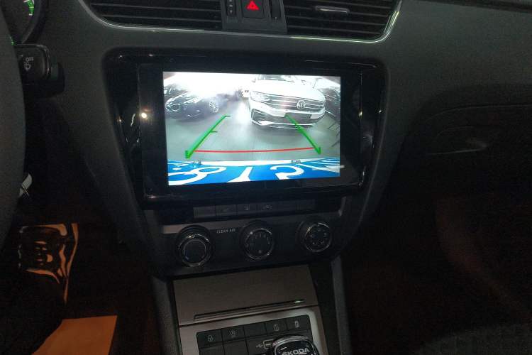 Used Skoda Octavia 2020 1.5L Automatic SmartDrive Luxury Edition