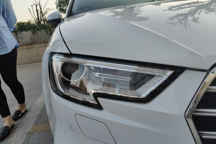 Used Audi A3 2018 30th Anniversary Edition Sportback 35 TFSI Fashion Model Right Front Headlight