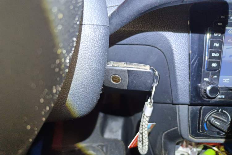 Used Volkswagen Santana 2016 1.6L Manual Fashion Edition Vehicle Key