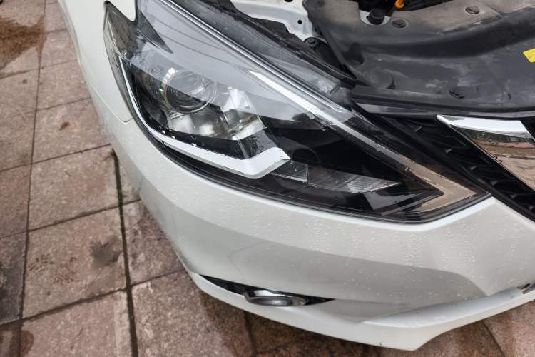 Used Nissan Sylphy 2024 Classic 1.6XL CVT Luxury Edition Right Front Headlight