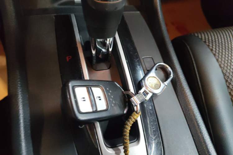 Used Honda Jade 2016 1.8L Automatic Comfort Elite Version 5 Seats