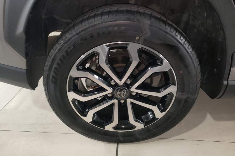 Used Toyota FRONTLANDER 2023 2.0L CVT Luxury Edition
